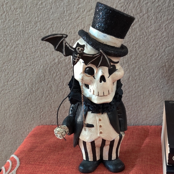 Bethany Lowe Dapper Desmond Skelly Skeleton Striped Halloween Figurine - Picture 3 of 15